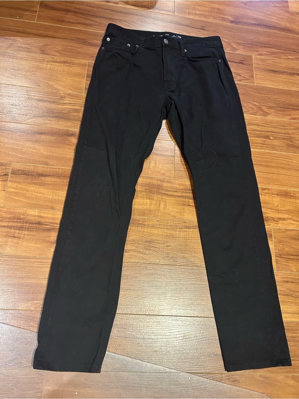 Old Navy Black Slim Straight Jeans for Men